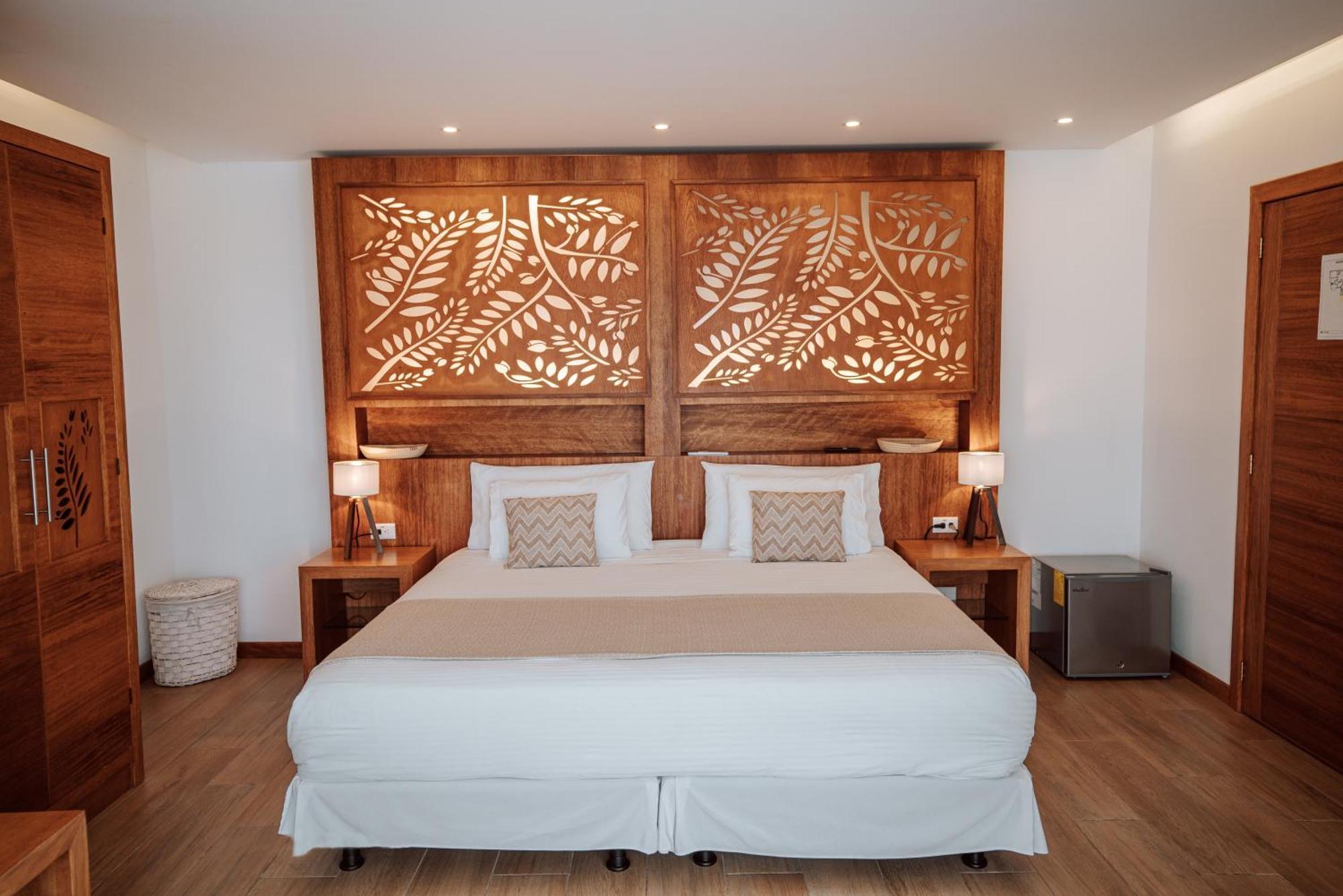 Hotel Acacia 阿约拉港 外观 照片